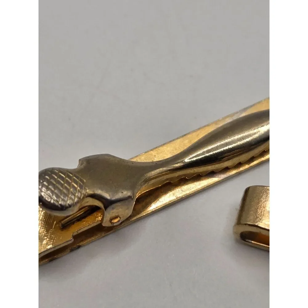 1742. Set of 3 Vintage Tie Clips